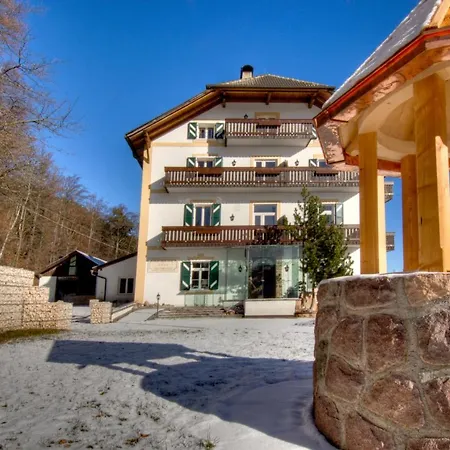 Apartments Waldquell-2